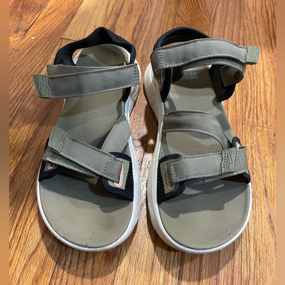 Teva Sandals - Picture 2 of 5